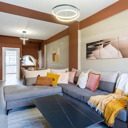 Oracle 2-bedroom In *